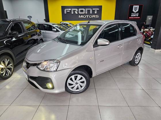 TOYOTA ETIOS 1.5 XS 16V FLEX 4P MANUAL TOYOTA ETIOS 1.5 XS 16V FLEX 4P MANUAL